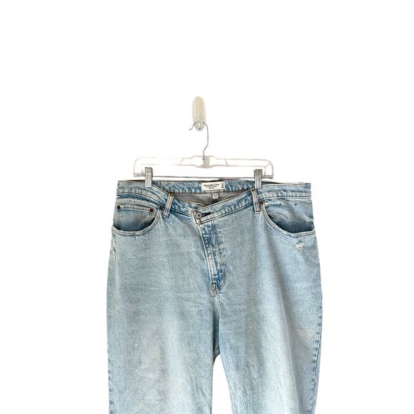 Abercrombie & Fitch Curve Love High Rise The '90s Relaxed Straight Jean Size 16 - Picture 3 of 10
